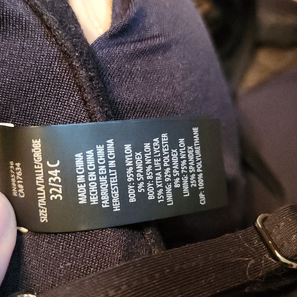 Coco Reef Bra Sized Bikini Top with Removable Filled Pads - Picture 7 of 12